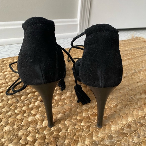 Loft ankle lace-up heels. Size 8 - Picture 3 of 4